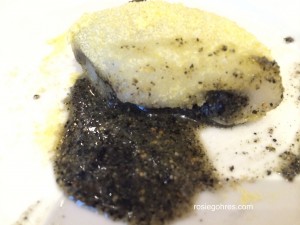 Tang Yuan - Glutinous rice flour with grounded black sesame
